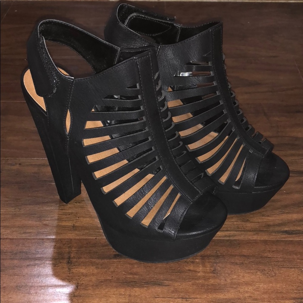 Black heels